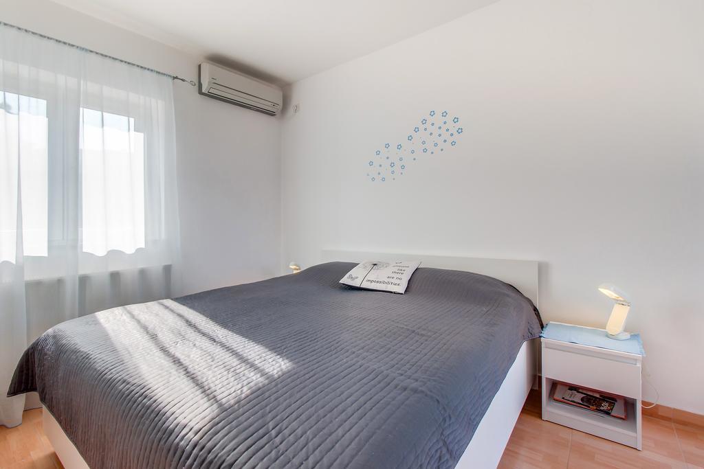 Apartment Senka Mali Lošinj Εξωτερικό φωτογραφία