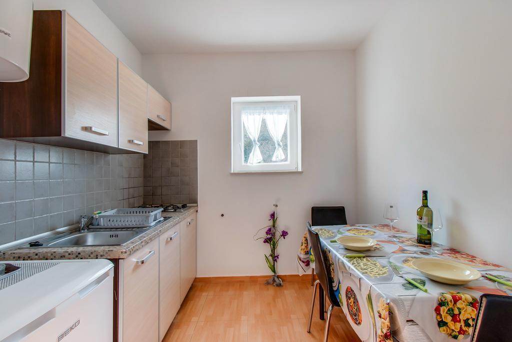 Apartment Senka Mali Lošinj Εξωτερικό φωτογραφία
