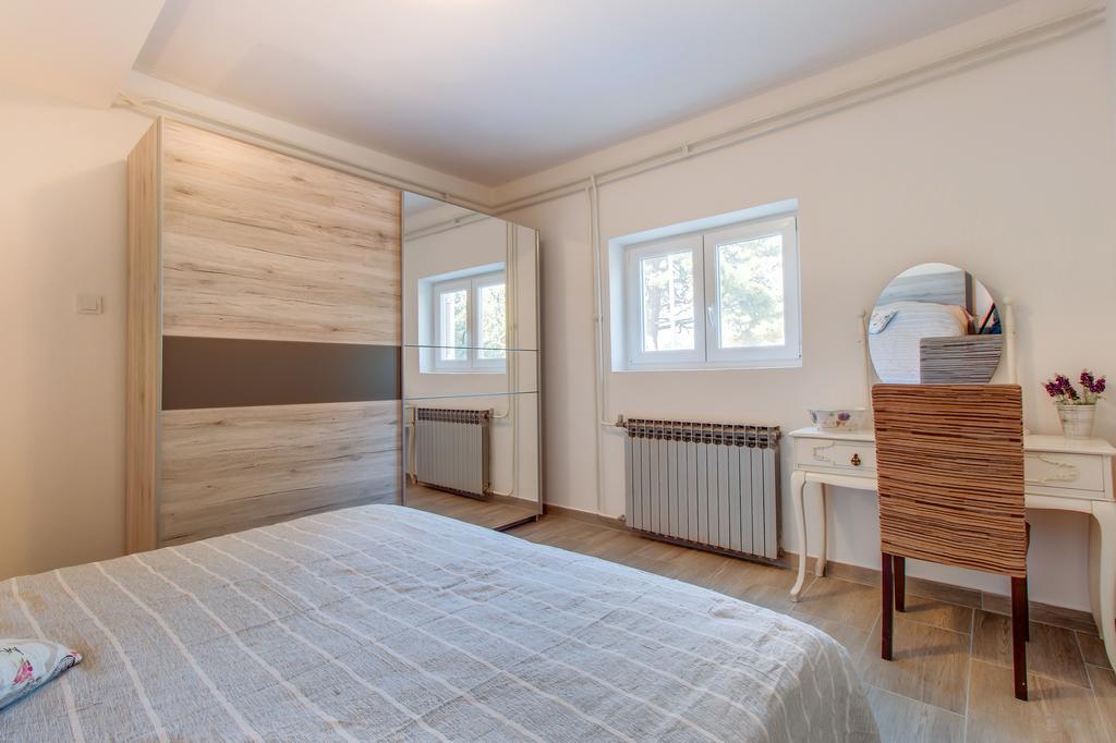 Apartment Senka Mali Lošinj Εξωτερικό φωτογραφία