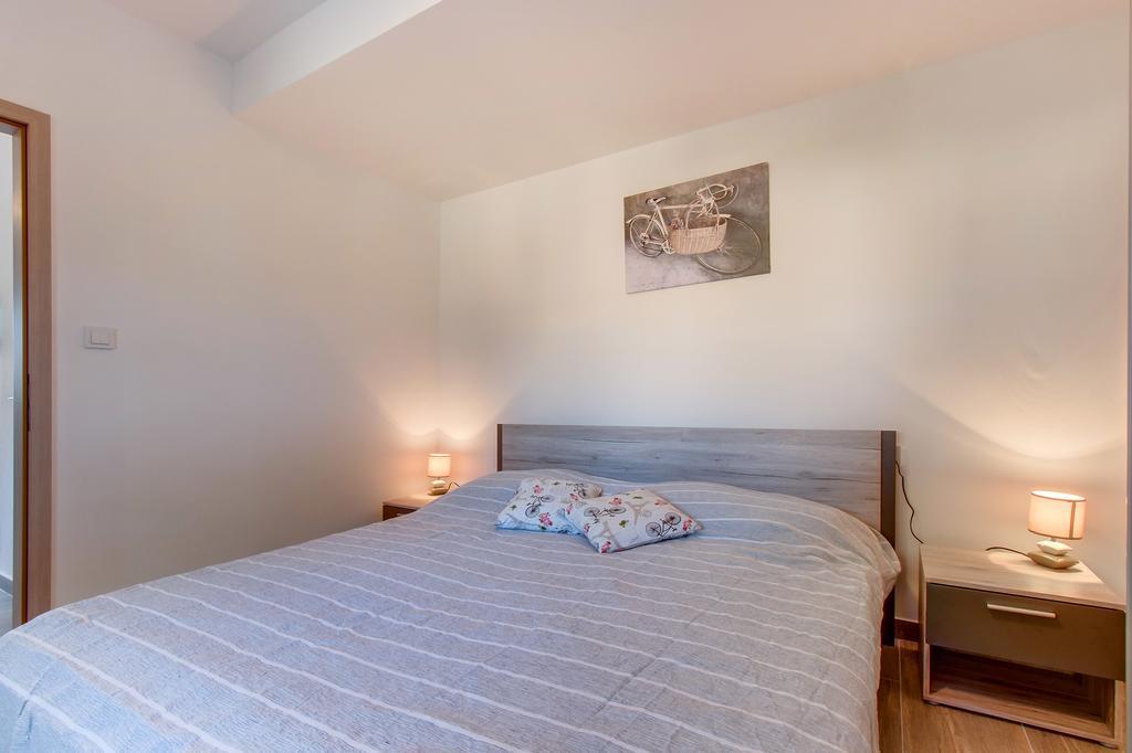 Apartment Senka Mali Lošinj Εξωτερικό φωτογραφία